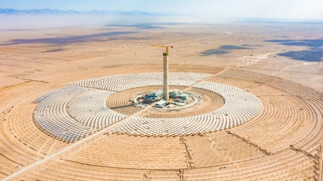 Solar Power Expansion in Desert Nations